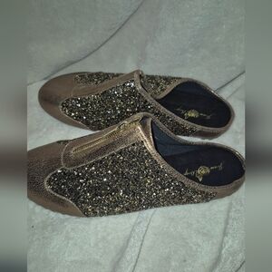 Womens Size 12W Slip On Gold Shoes Joan Boyce